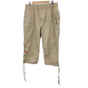 Motherhood Maternity Capri 1X Tan Floral Embroidered Womens Pockets Pullon Pants